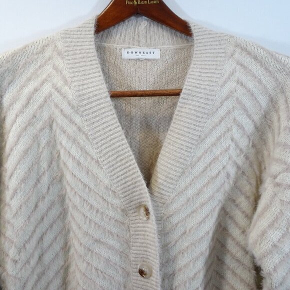 DownEast Cream Tan Chevron Striped Slouchy Cardigan Sweater Size S/M Eyelash - Picture 2 of 6